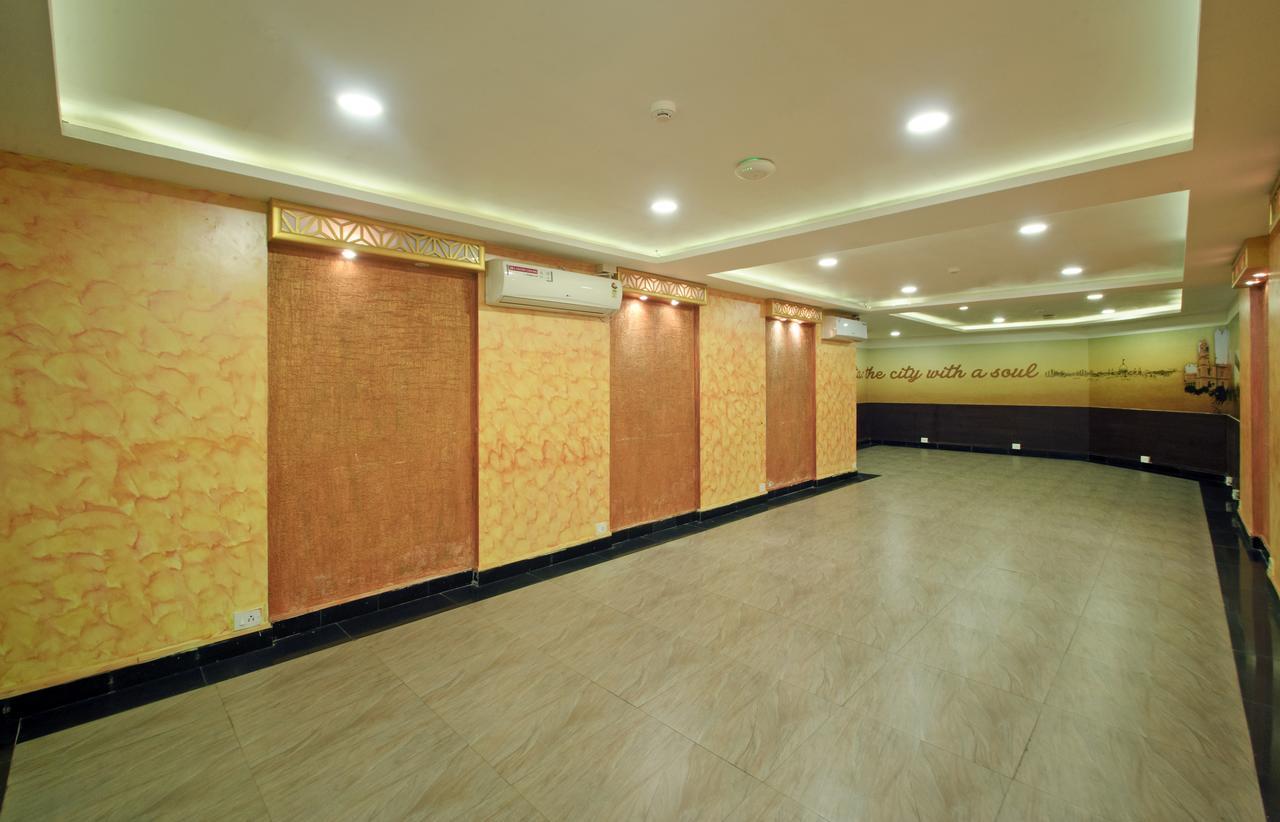 Oyo 8504 Namans Inn Kalküta Dış mekan fotoğraf